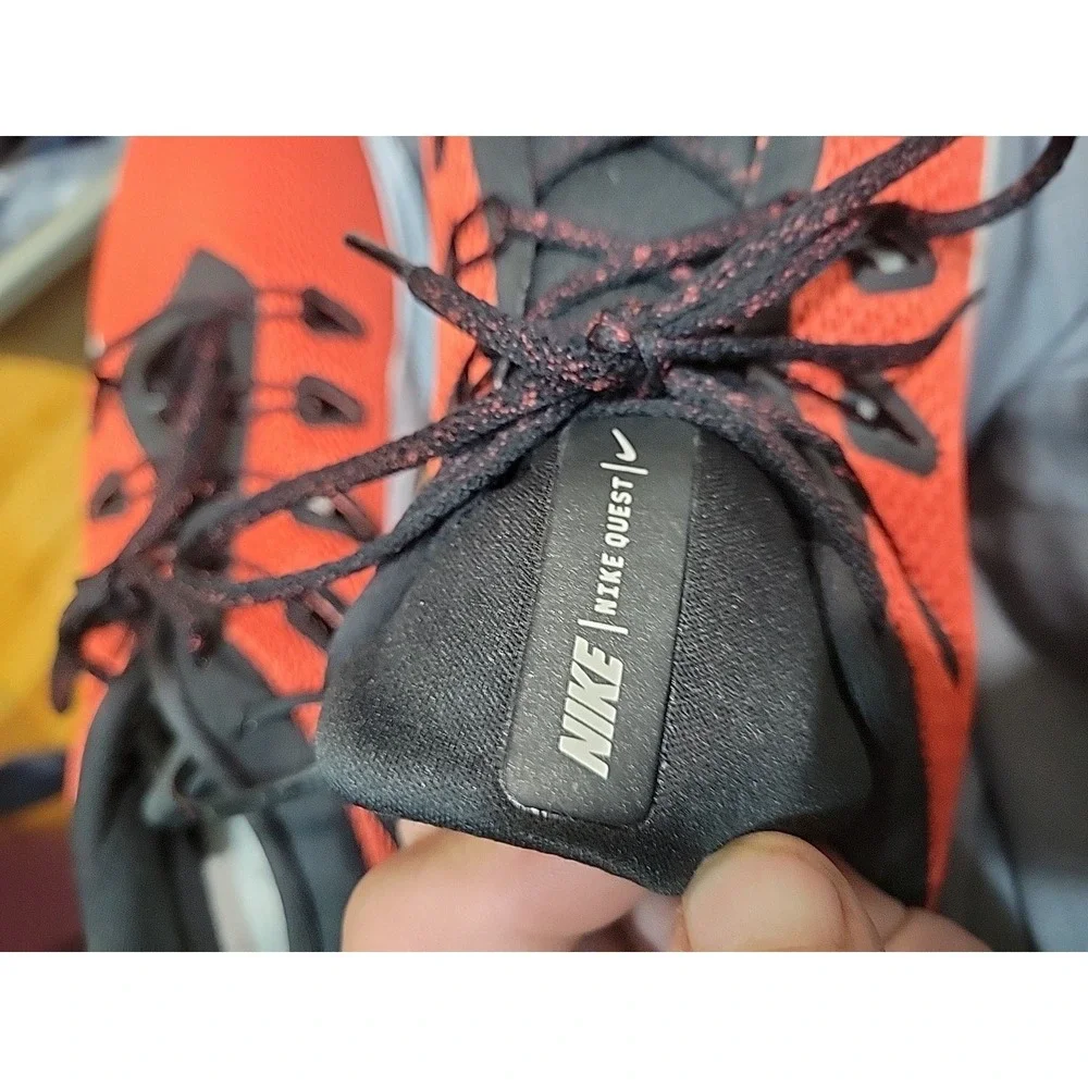 Nike Quest 2 SE Men's running‎ shoes Orange and black size 12  New